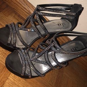 Black heels from journeys